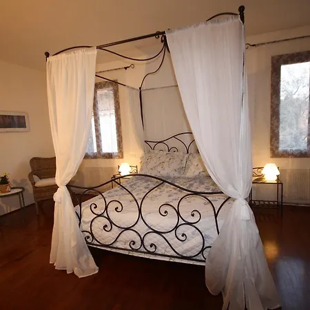 فندق مبيت وإفطار Vista Sul Canal Grande 4*