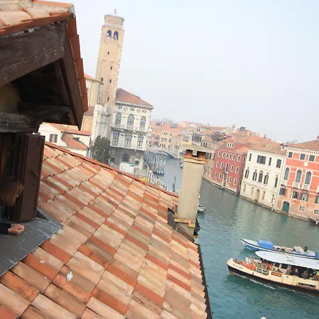 Vista Sul Canal Grande Bed & Breakfast 4*