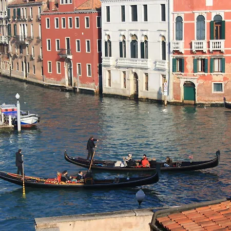 Vista Sul Canal Grande Couette-café Venise