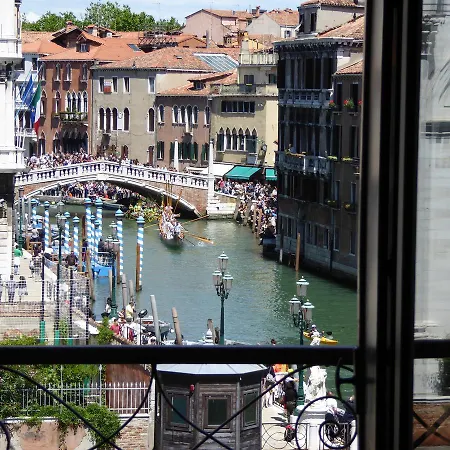 Bed & Breakfast Vista Sul Canal Grande 4*