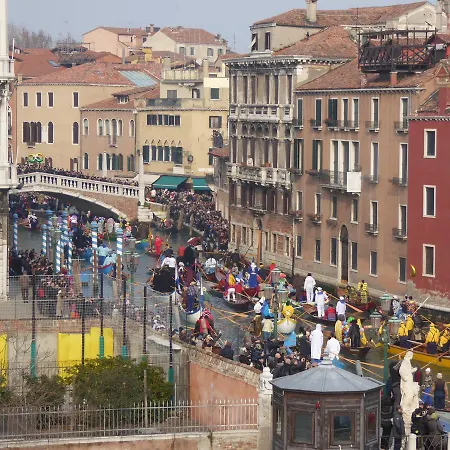 Couette-café Vista Sul Canal Grande 4*