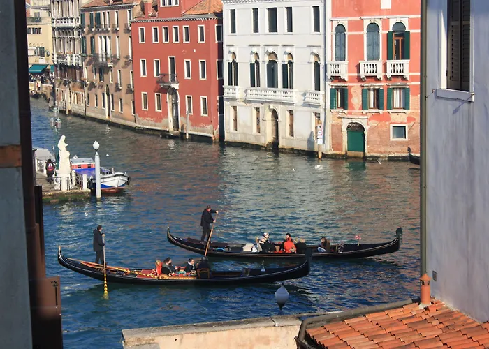 비스타 술 카날 그란데 B&B 베니스