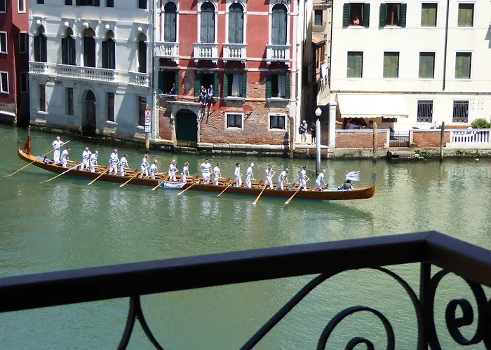 비스타 술 카날 그란데 B&B